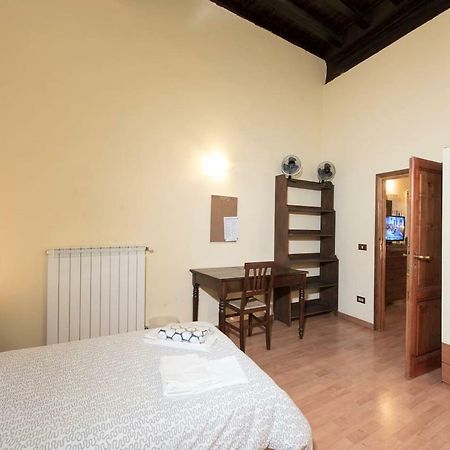 Sdrucciolo Dei Pitti Second Floor Apartman Firenze Kültér fotó