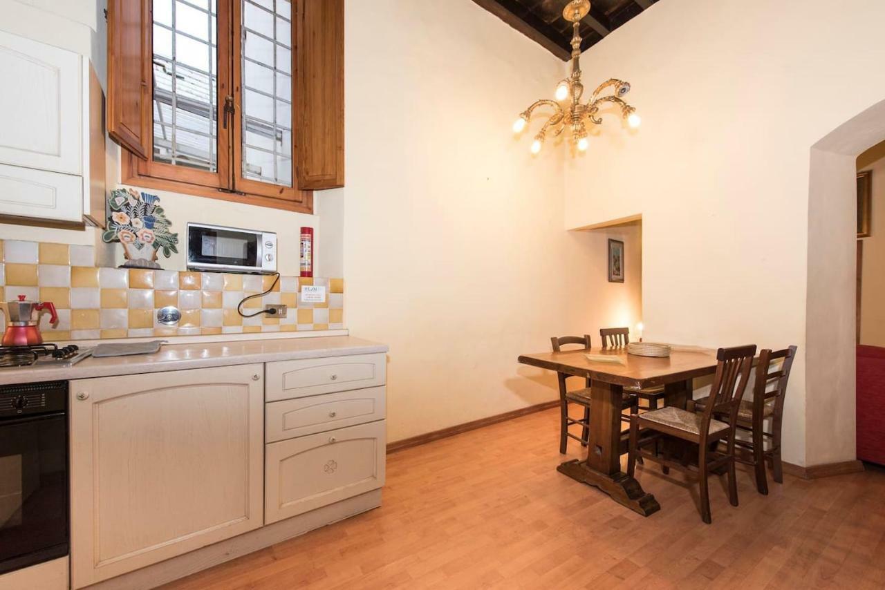 Sdrucciolo Dei Pitti Second Floor Apartman Firenze Kültér fotó